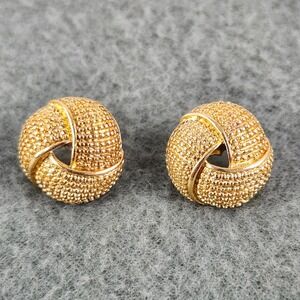 Vintage 1980s Avon Puffed Knot Wrap Clip-On Earrings – Gold-Tone, Textured